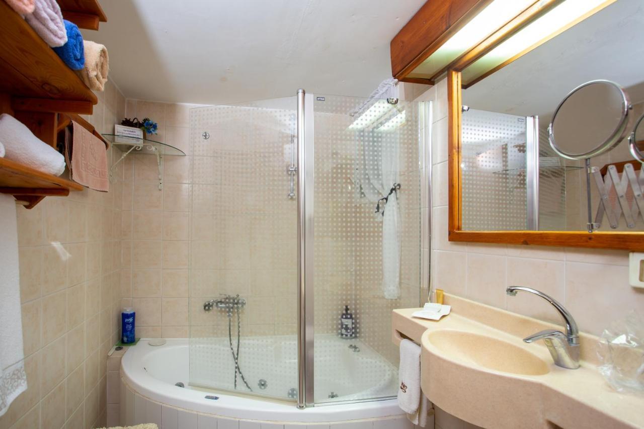 Invito Rosh Pinna Exterior foto